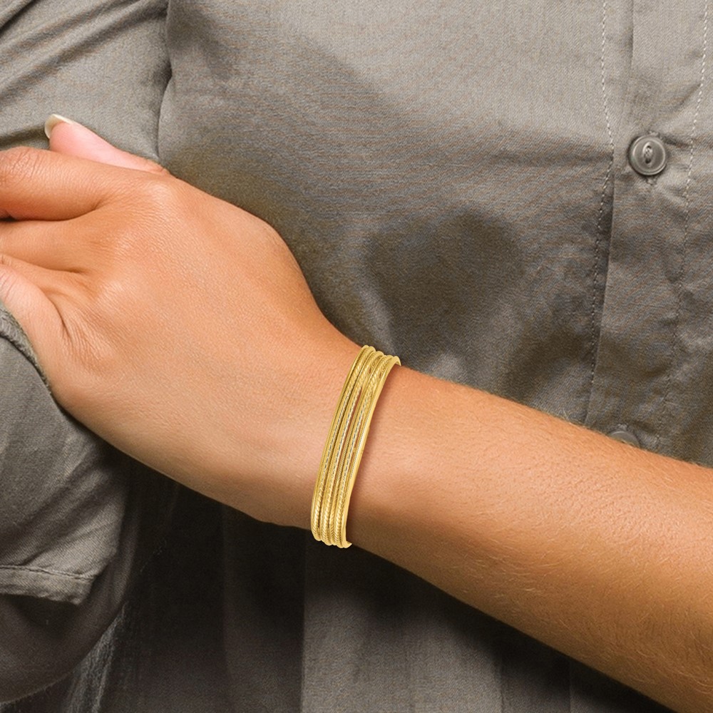 14K Polished and Twisted 7-Layer Slip-on Bangle - 3
